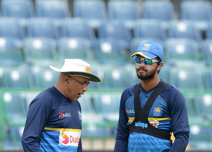 ലോ​ക​ക​പ്പ്​ തോ​ൽ​വി: കോ​ച്ചി​നെ പു​റ​ത്താ​ക്കാ​ൻ ല​ങ്ക